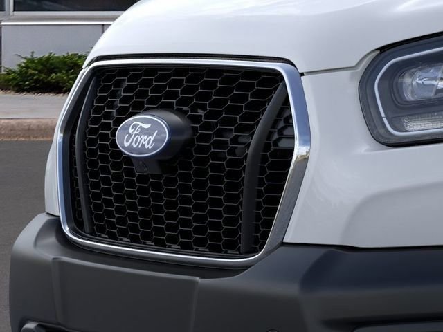 New 2026 Oxford White Ford Base image 17