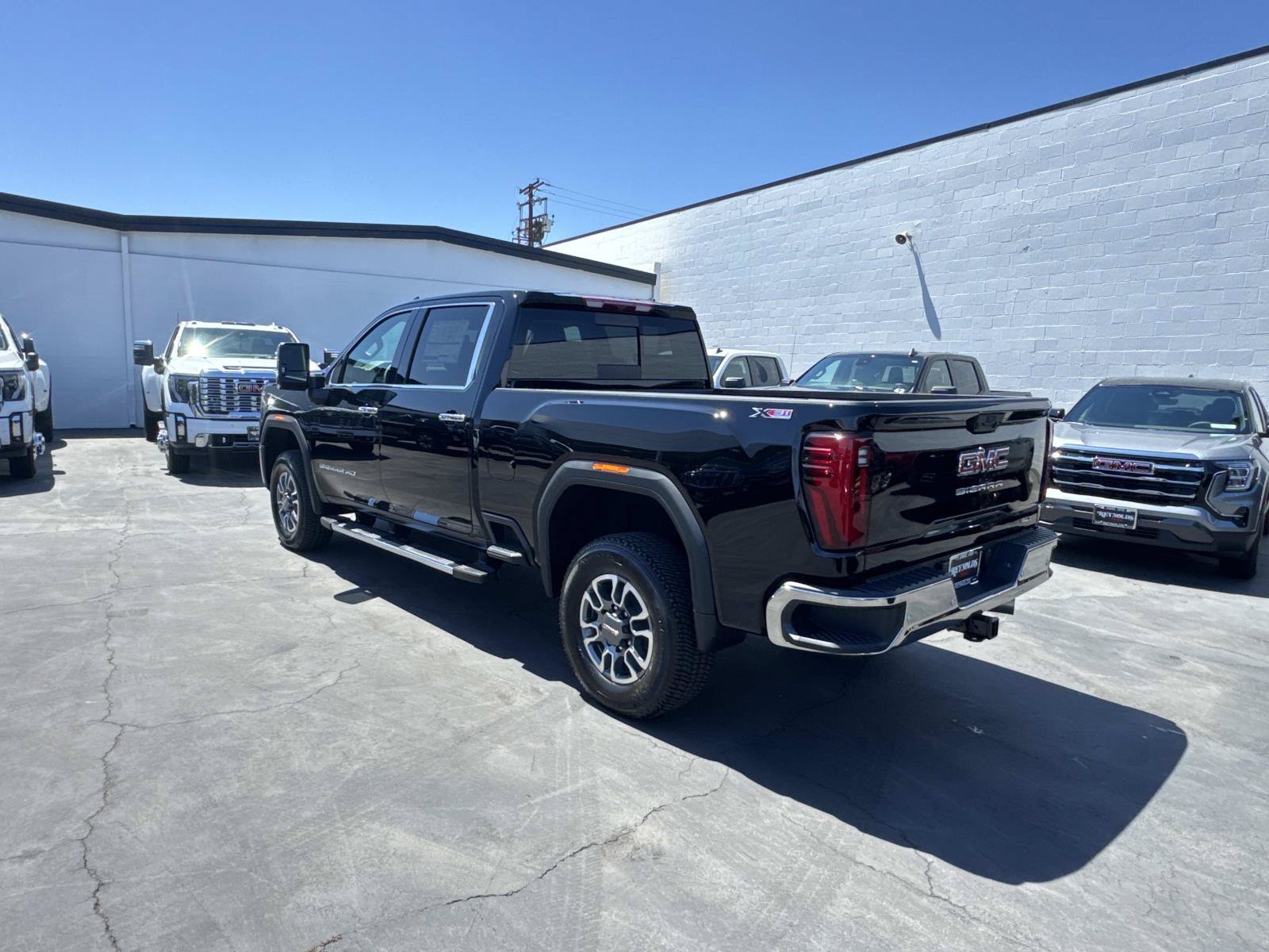 2026 GMC Sierra 2500HD SLT - Photo 7