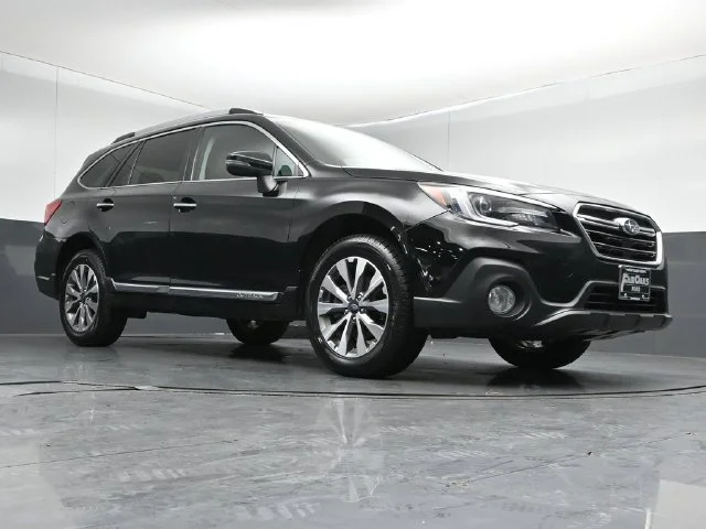 Used 2019 Crystal Black Silica Subaru 2.5i image 38