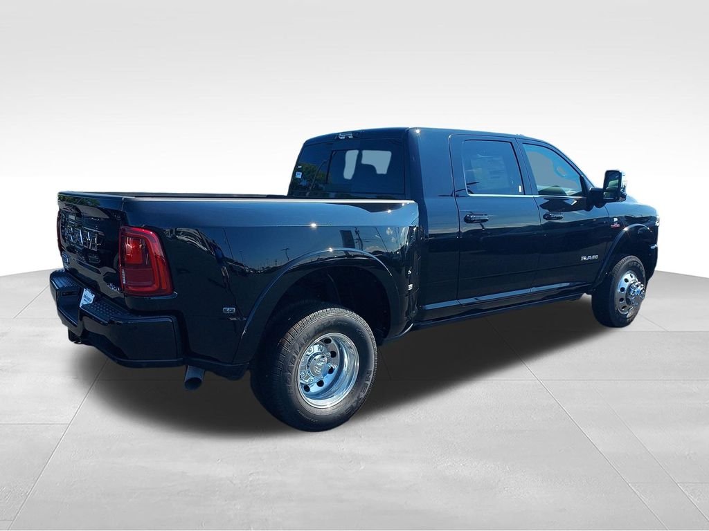 New 2026 Diamond Black Crystal Pearlcoat RAM Limited image 5