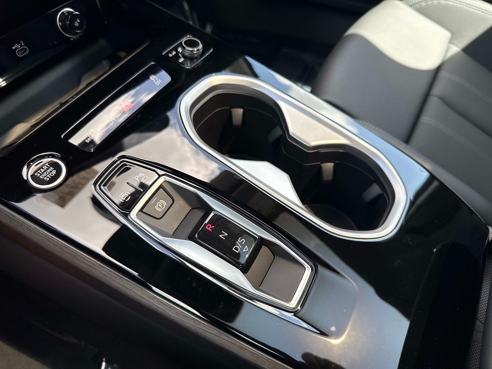 New 2026 Mythos Black Metallic Audi Premium image 23
