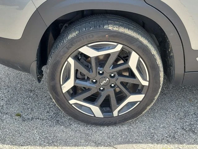 Certified Used 2024 Gray Kia SX image 7