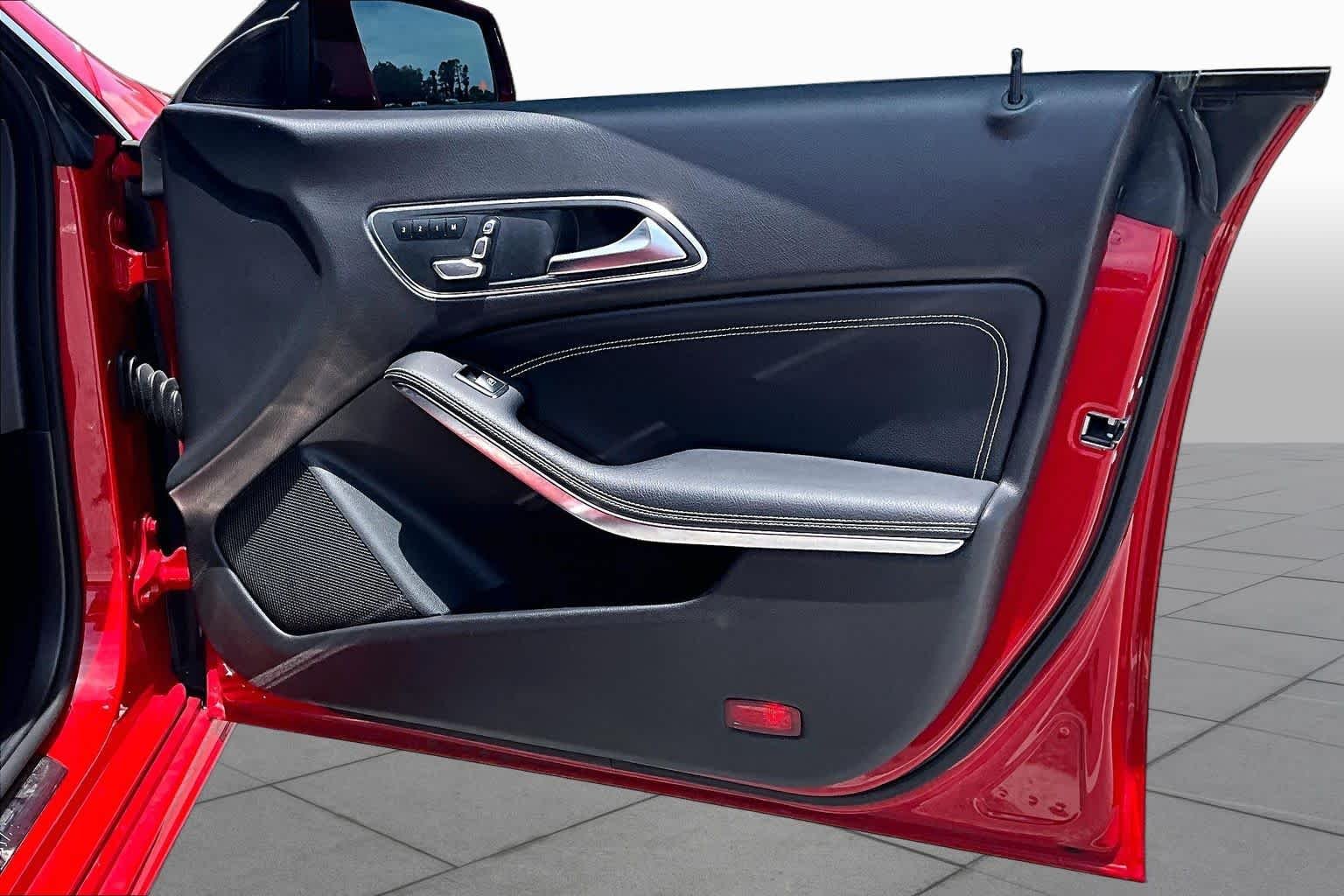 Used 2019 Jupiter Red Mercedes-Benz CLA 250 image 23