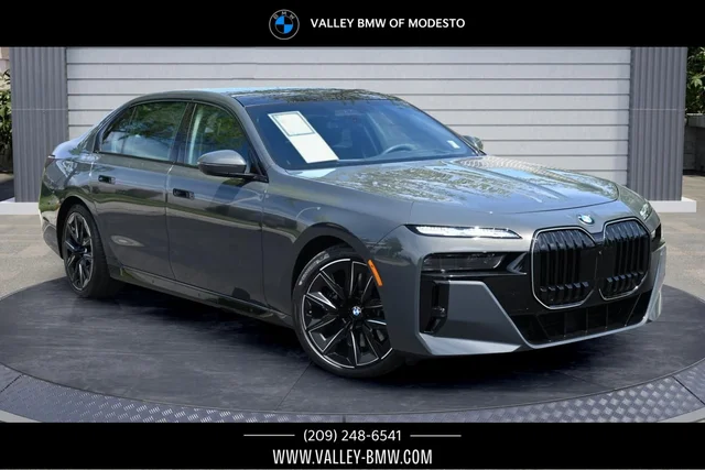 2025 BMW 7 Series 760i xDrive