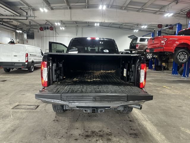 Used 2018 Shadow Black Ford Lariat image 25