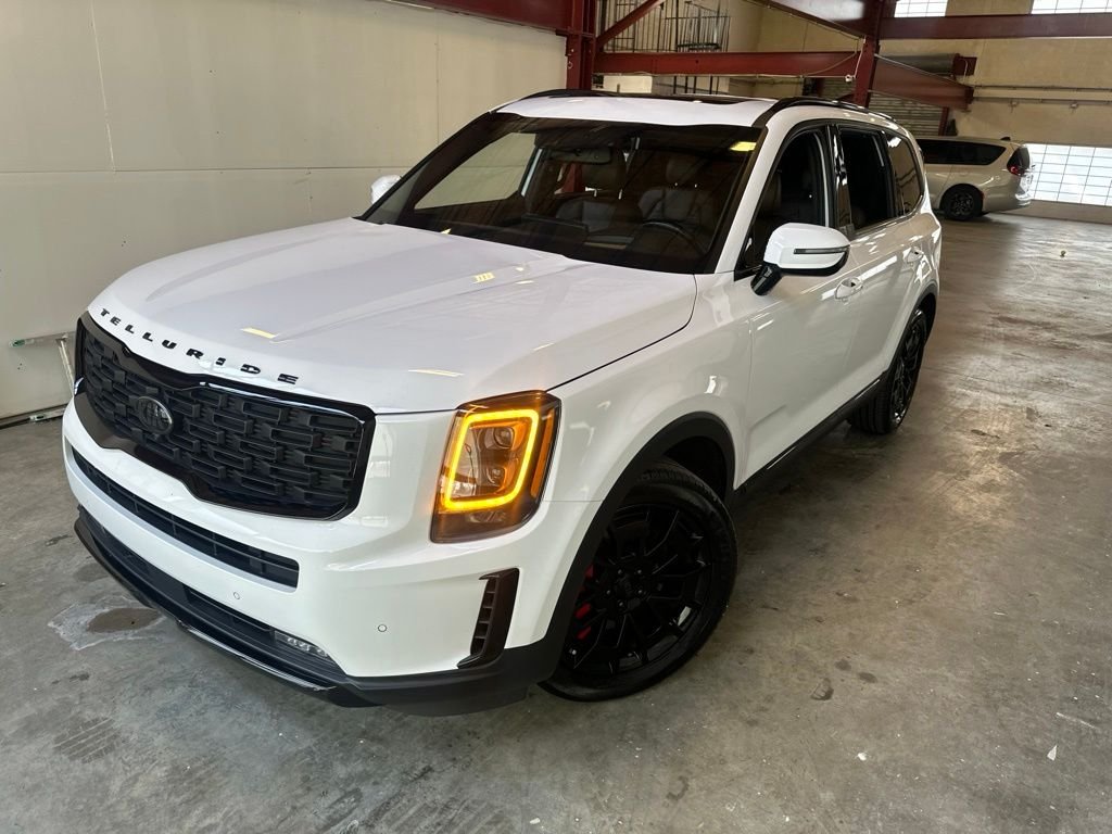 Used 2021 White Kia SX image 1