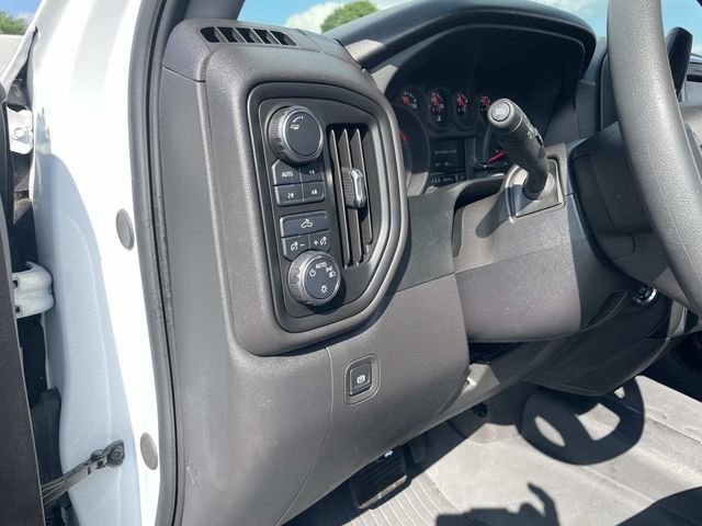 Used 2024 Summit White Chevrolet Custom Trail Boss image 29