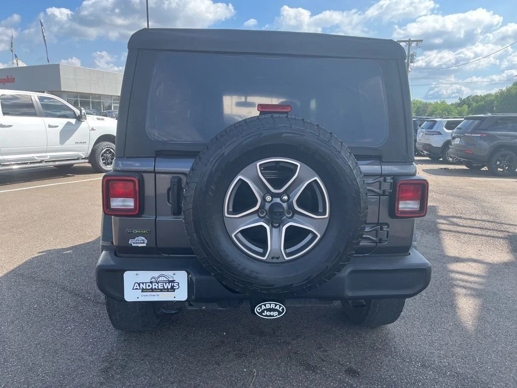 Used 2021 Gray Jeep Unlimited Sport S image 15