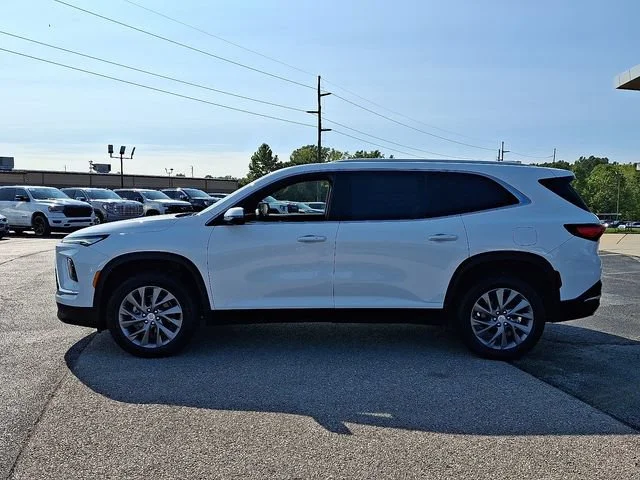 New 2026 Summit White Buick Preferred image 4