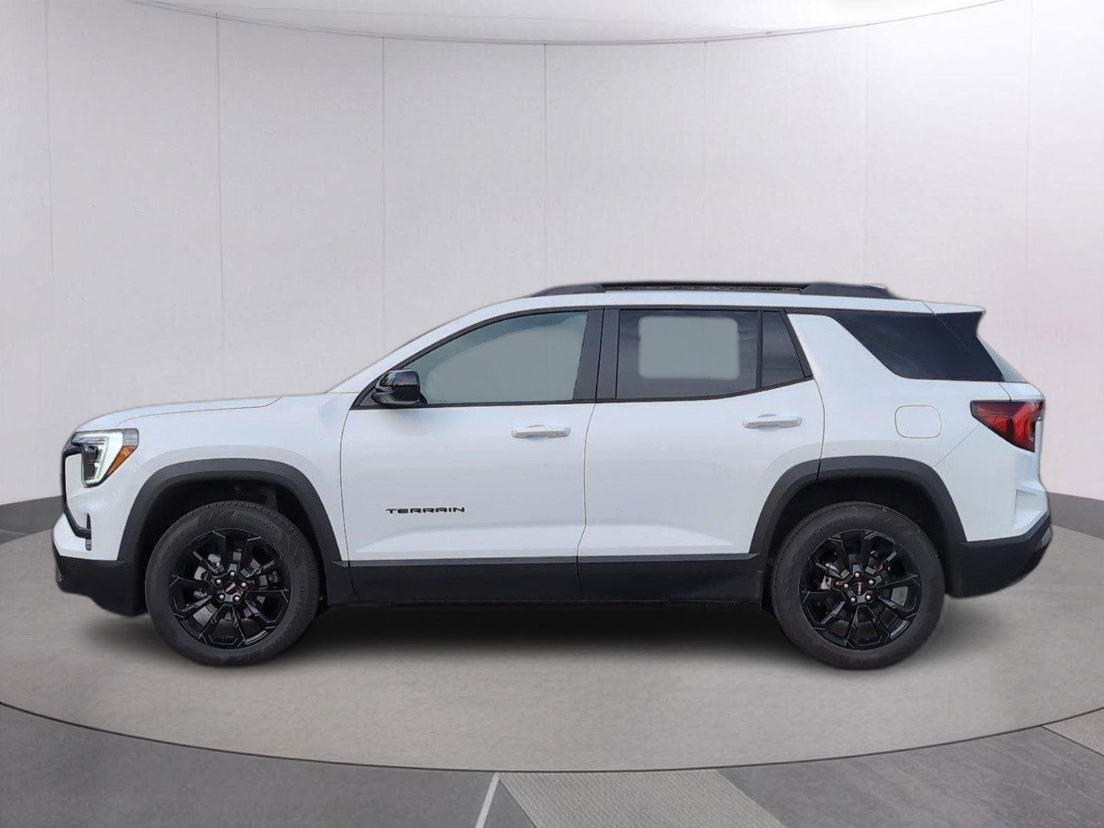 New 2026 Summit White GMC Elevation image 7