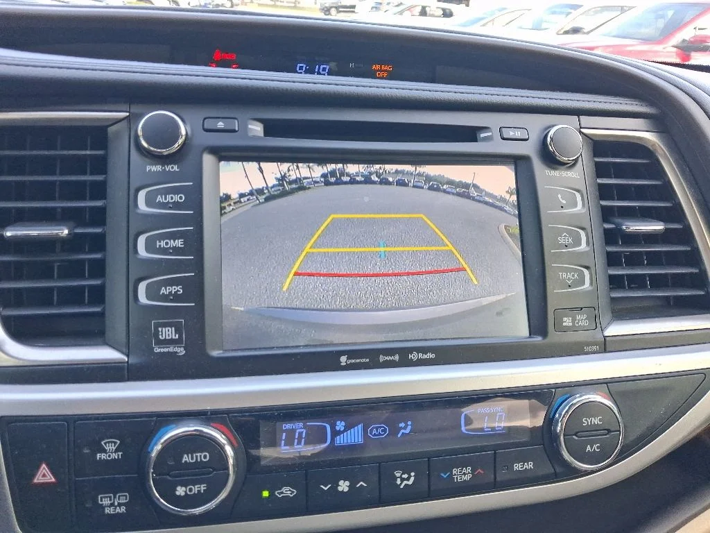 Used 2019 Gray Toyota Limited image 27