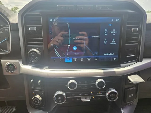 Used 2021 White Ford XL image 18