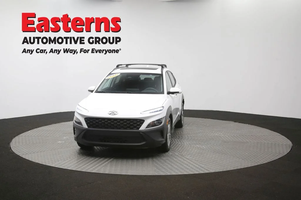 Used 2023 White Hyundai SEL image 56
