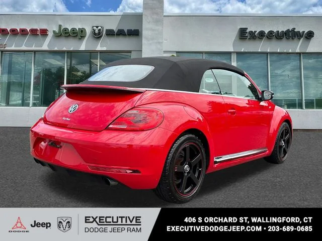 Used 2014 Red Volkswagen 2.0T R-Line image 4