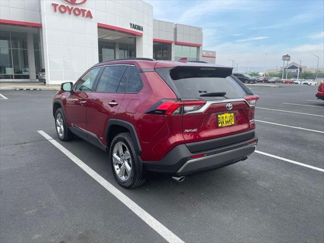 Certified Used 2021 RUBY FLARE PEARL Toyota  image 5