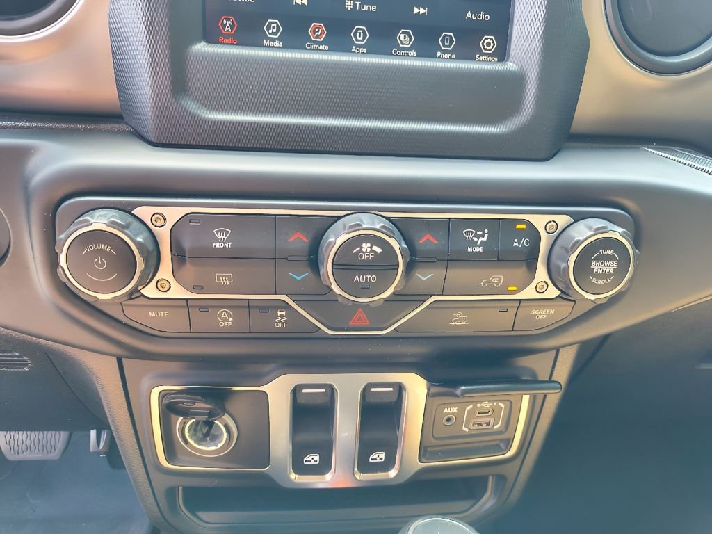 2021 Jeep Wrangler Sport S - Photo 19