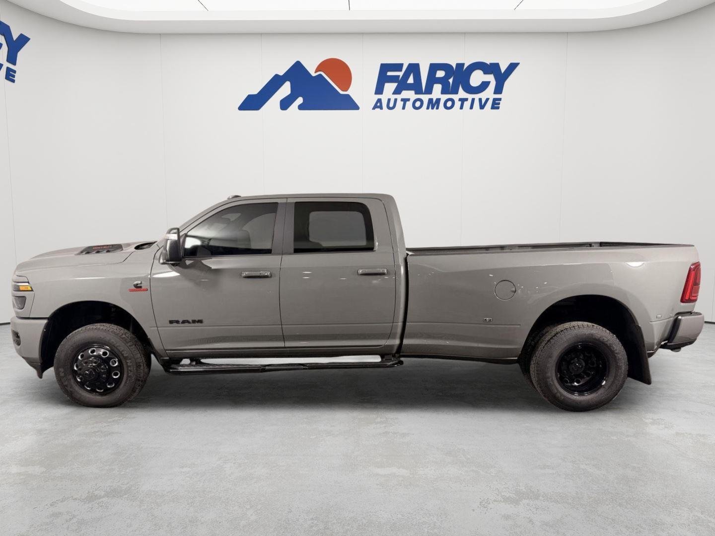 New 2026 Ceramic Gray Clear-Coat Exterior Paint RAM Laramie image 2
