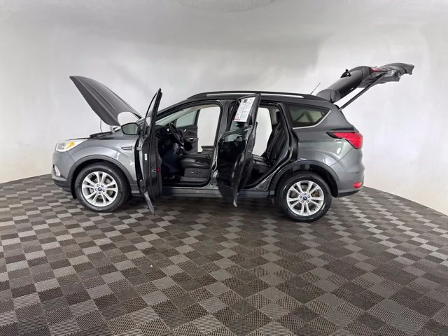 Used 2019 Gray Ford SEL image 14
