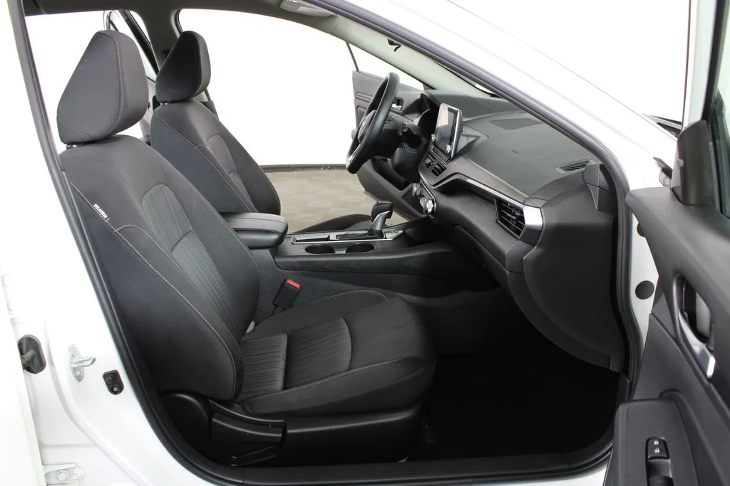 2025 Nissan Altima SV - Photo 15