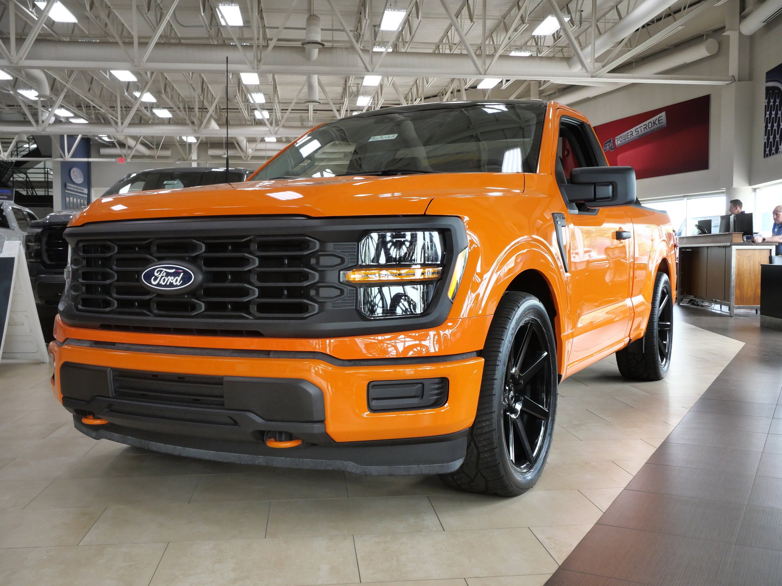 Used 2025 Orange Ford XL Sleeper image 1