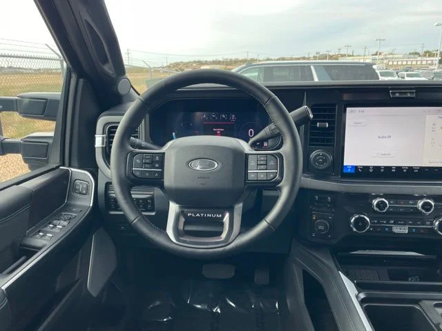 2026 Ford F-250 Super Duty Platinum - Photo 13