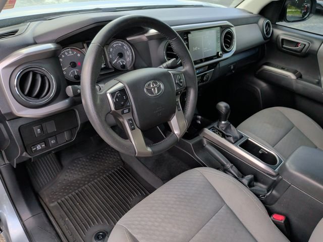 Certified Used 2022 Silver Toyota SR5 image 17