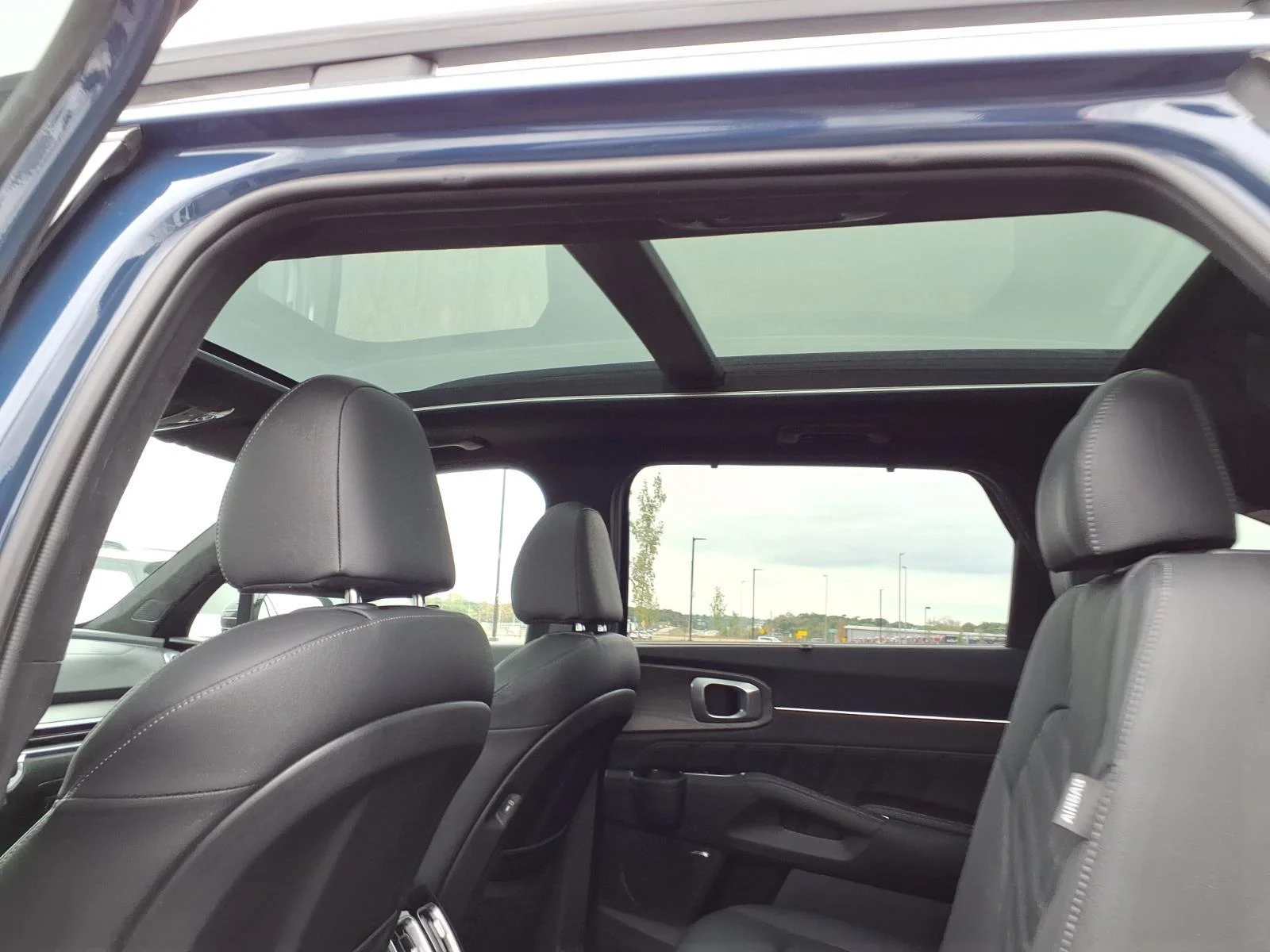New 2026 Midnight Lake Blue Kia X-Line SX Prestige AWD image 17