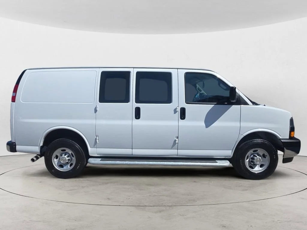 Used 2024 Summit White Chevrolet WT image 6
