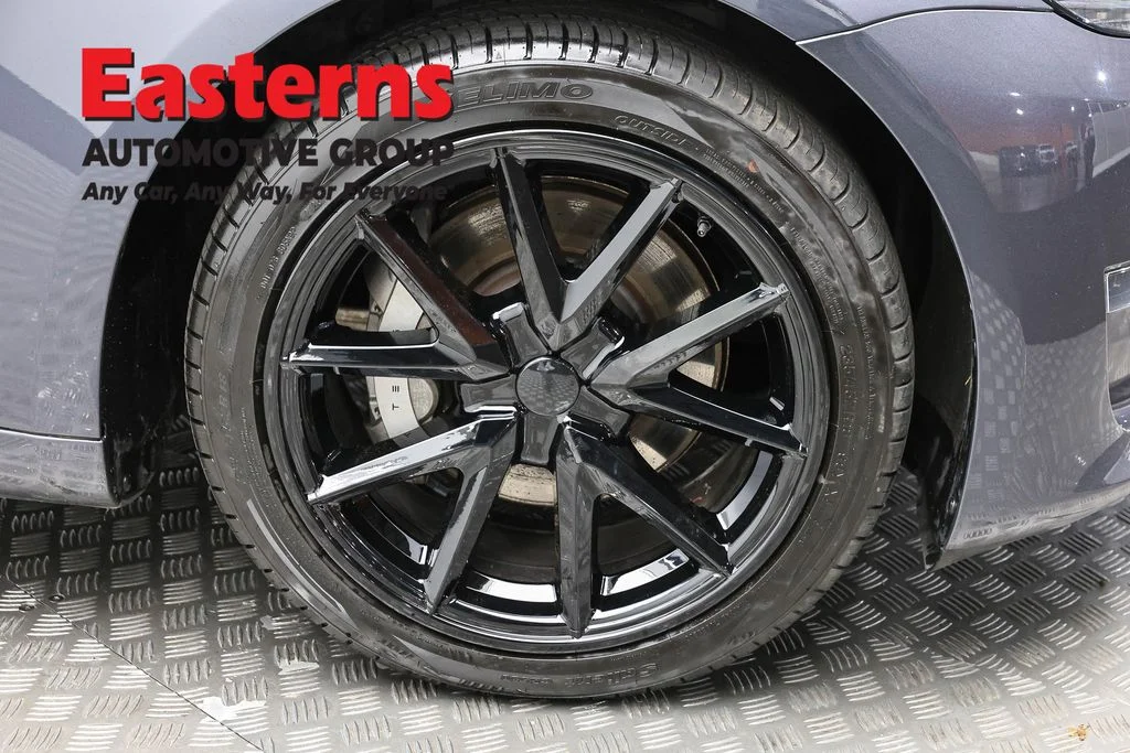 Used 2023 Gray Tesla Base image 24