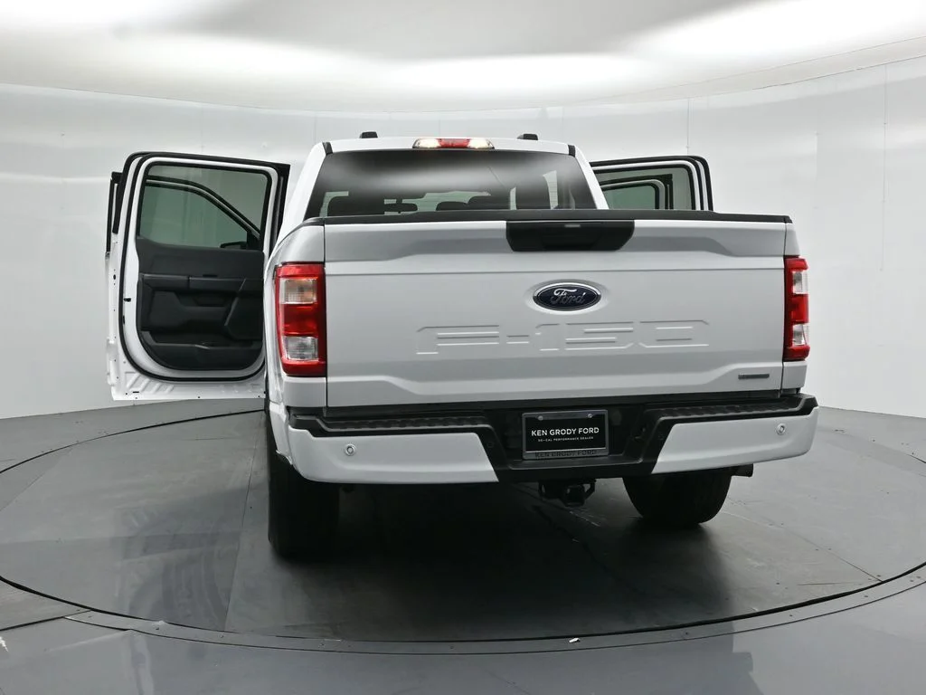 Certified Used 2023 White Ford XL image 31