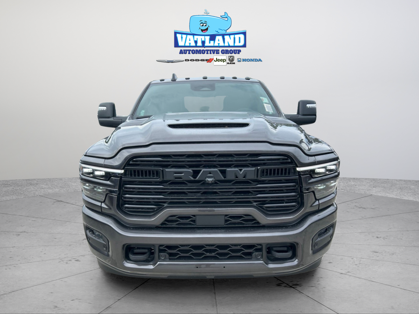 New 2026 Granite Crystal Metallic Clear-Coat Exterior Paint RAM Laramie image 21
