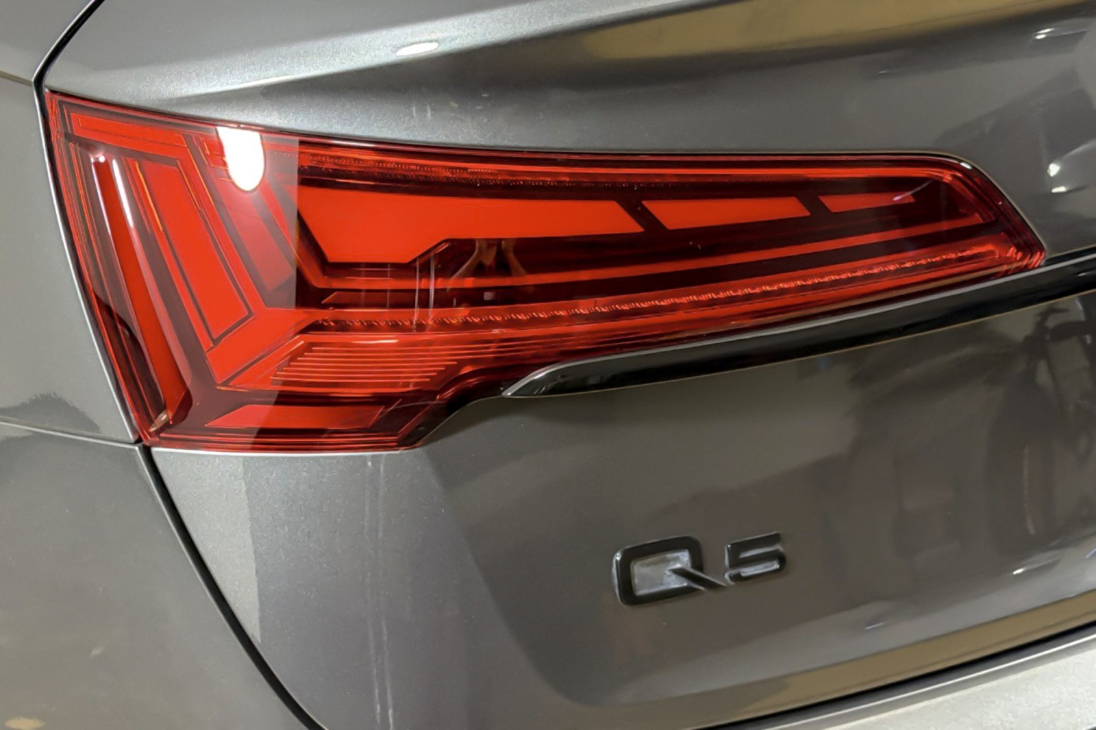 Used 2024 Daytona Gray Pearl Effect Audi S line Premium Plus 45 TFSI quattro image 25