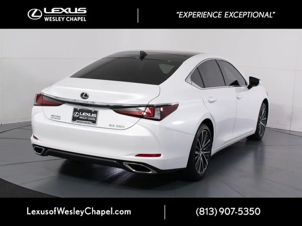 Certified Used 2025 White Lexus 350 image 4
