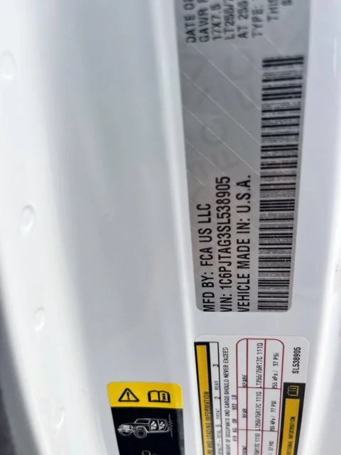 Used 2025 White Jeep Willys image 13