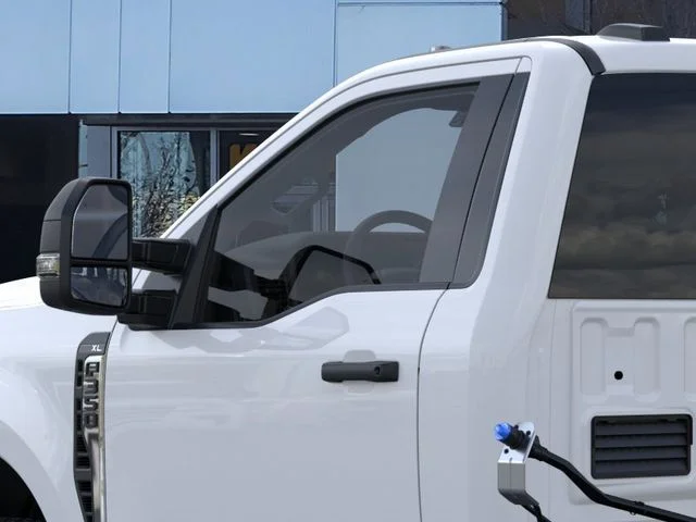 New 2026 Oxford White Ford XL image 20