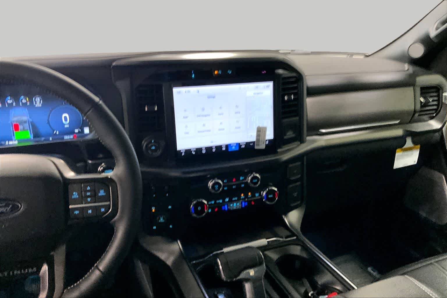 New 2026 Star White Metallic Tri-Coat Ford Platinum® image 7