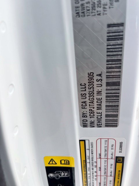 Used 2025 White Jeep Willys image 13