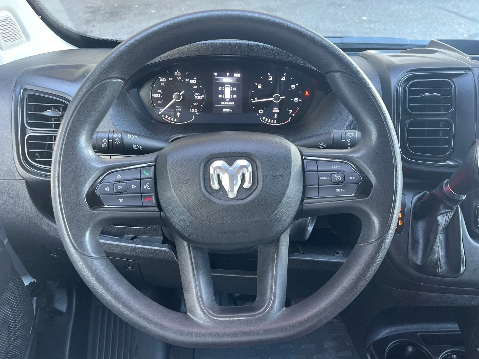 Used 2023 WHITE Ram  image 29