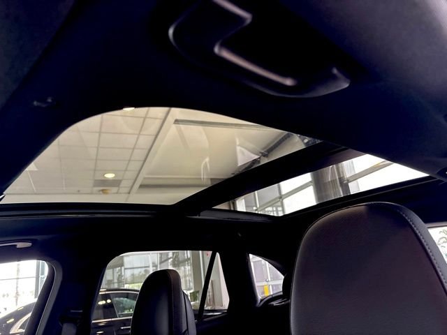 New 2026 Black Mercedes-Benz GLC 300 image 9