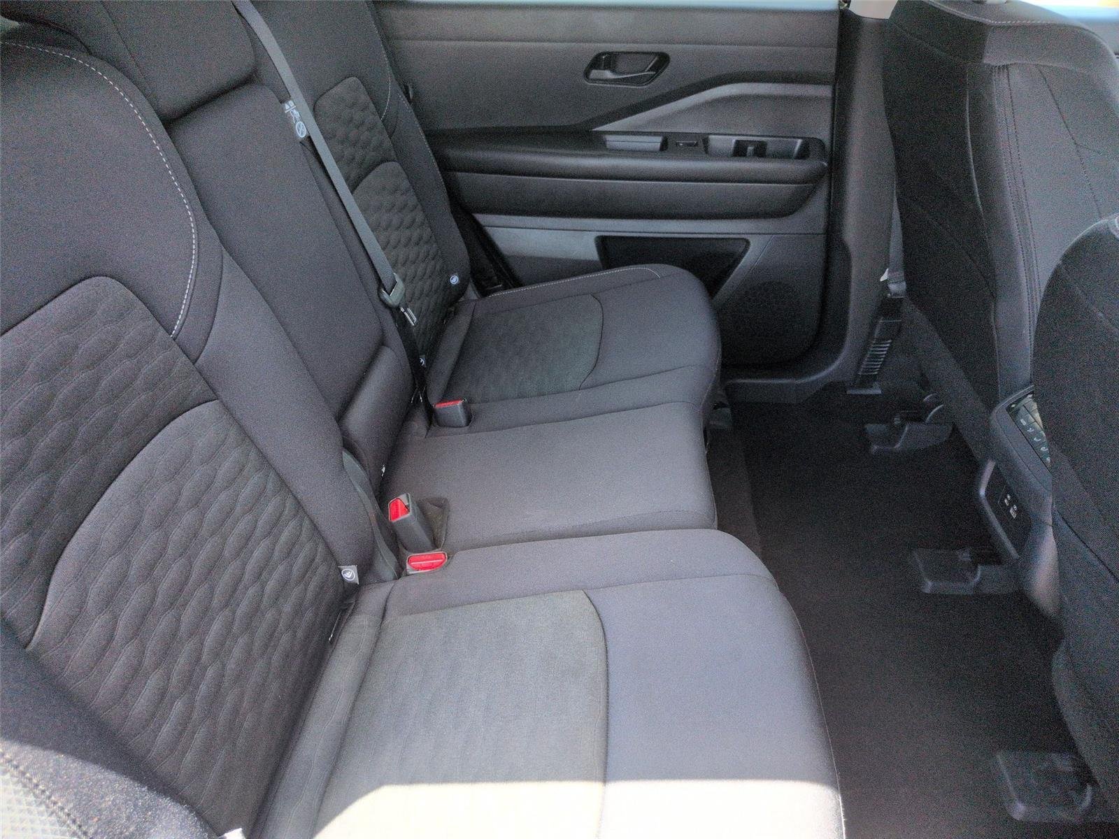 Used 2024  NISSAN SV image 36