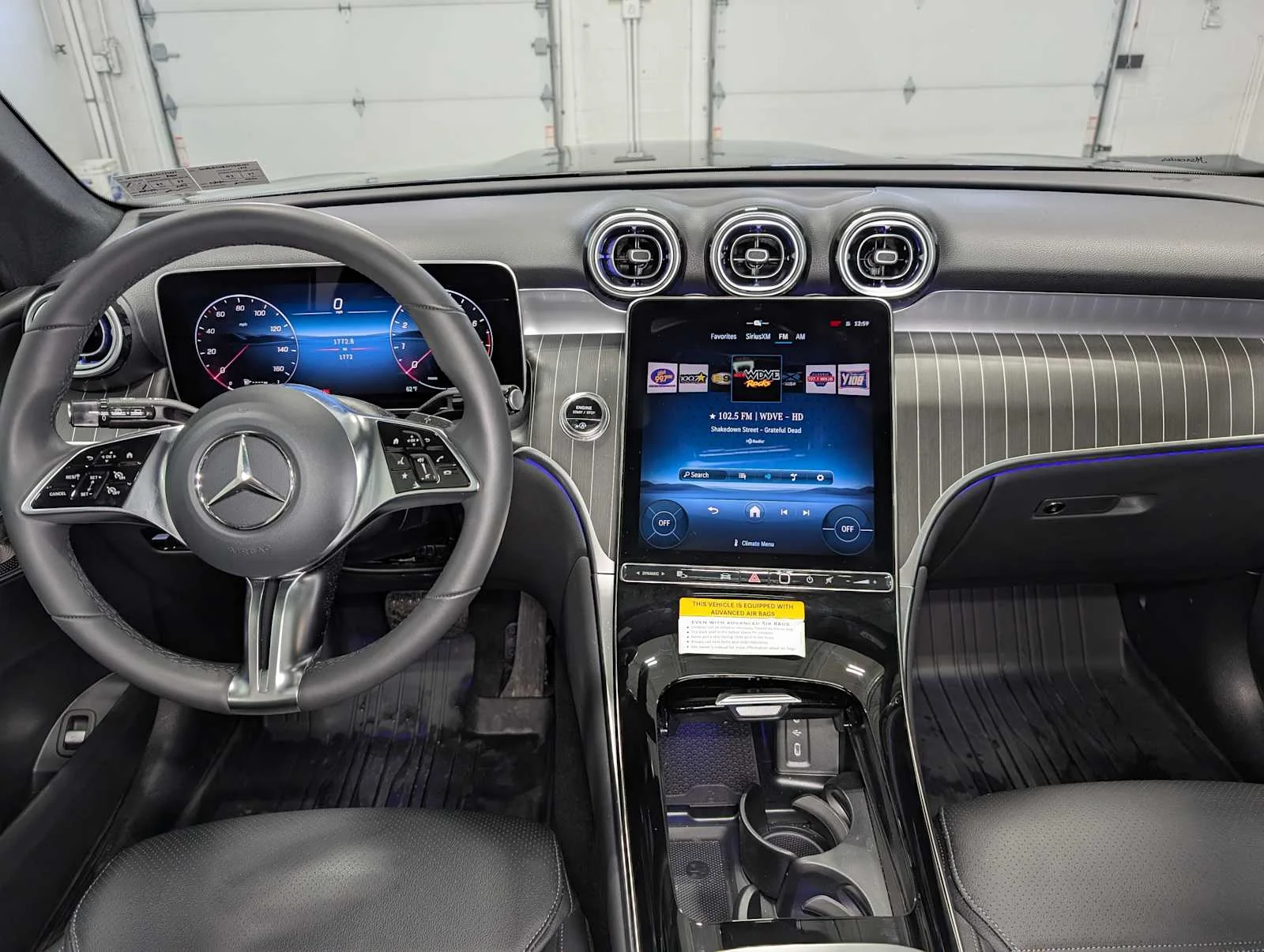 Used 2026 Black Mercedes-Benz GLC 300 image 18