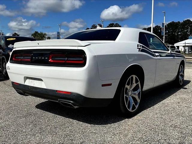 Used 2016 White Dodge R/T image 4