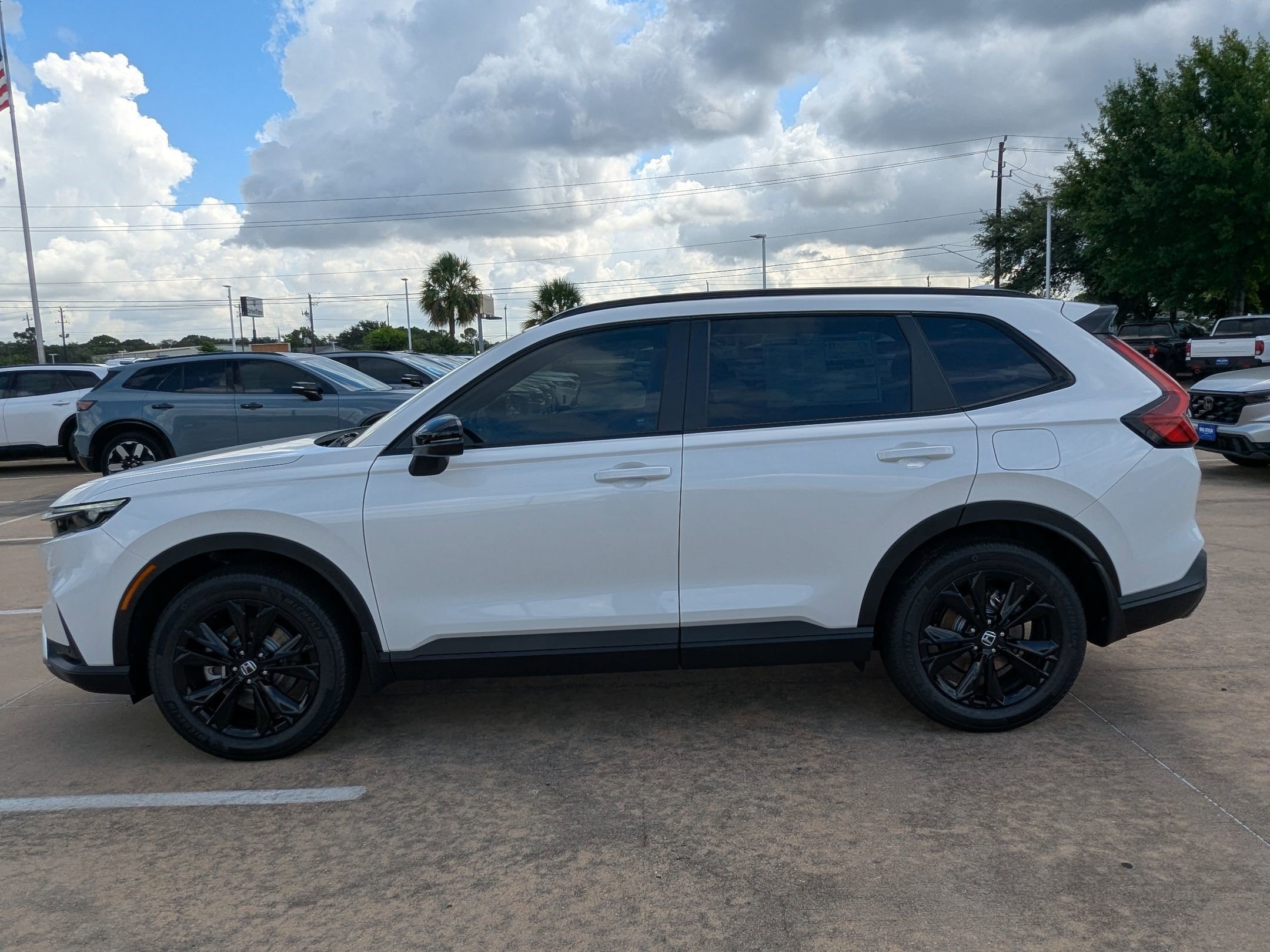 New 2026 Platinum White Pearl Honda Sport Touring image 7