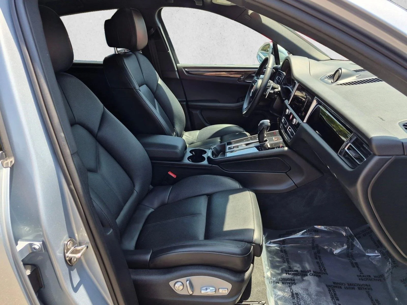 Used 2023 Dolomite Silver Metallic Porsche  image 20