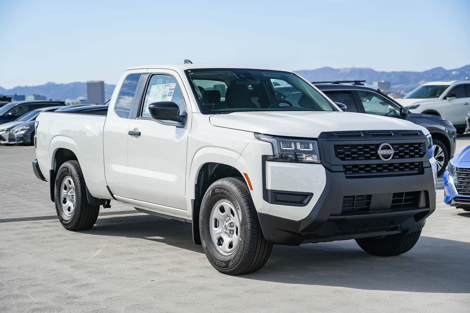 New 2026 Glacier White Nissan S image 5