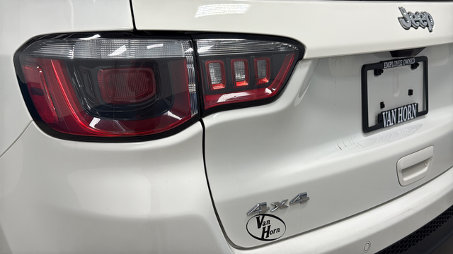 Used 2018 White Clearcoat Jeep Limited image 36