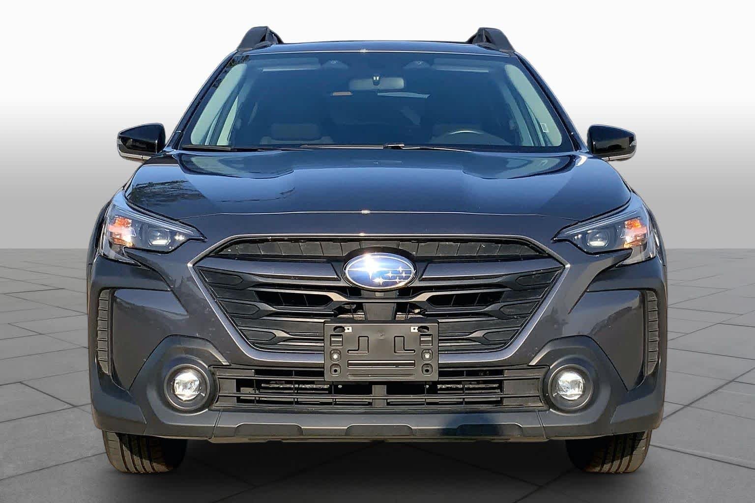 Used 2025 Magnetite Gray Metallic Subaru Premium image 4
