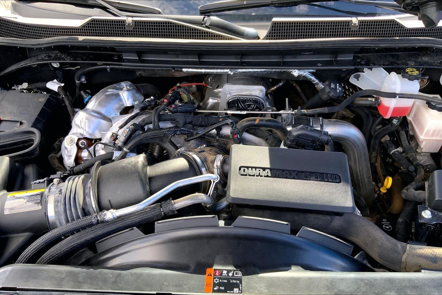 Used 2024 Black Chevrolet High Country image 32