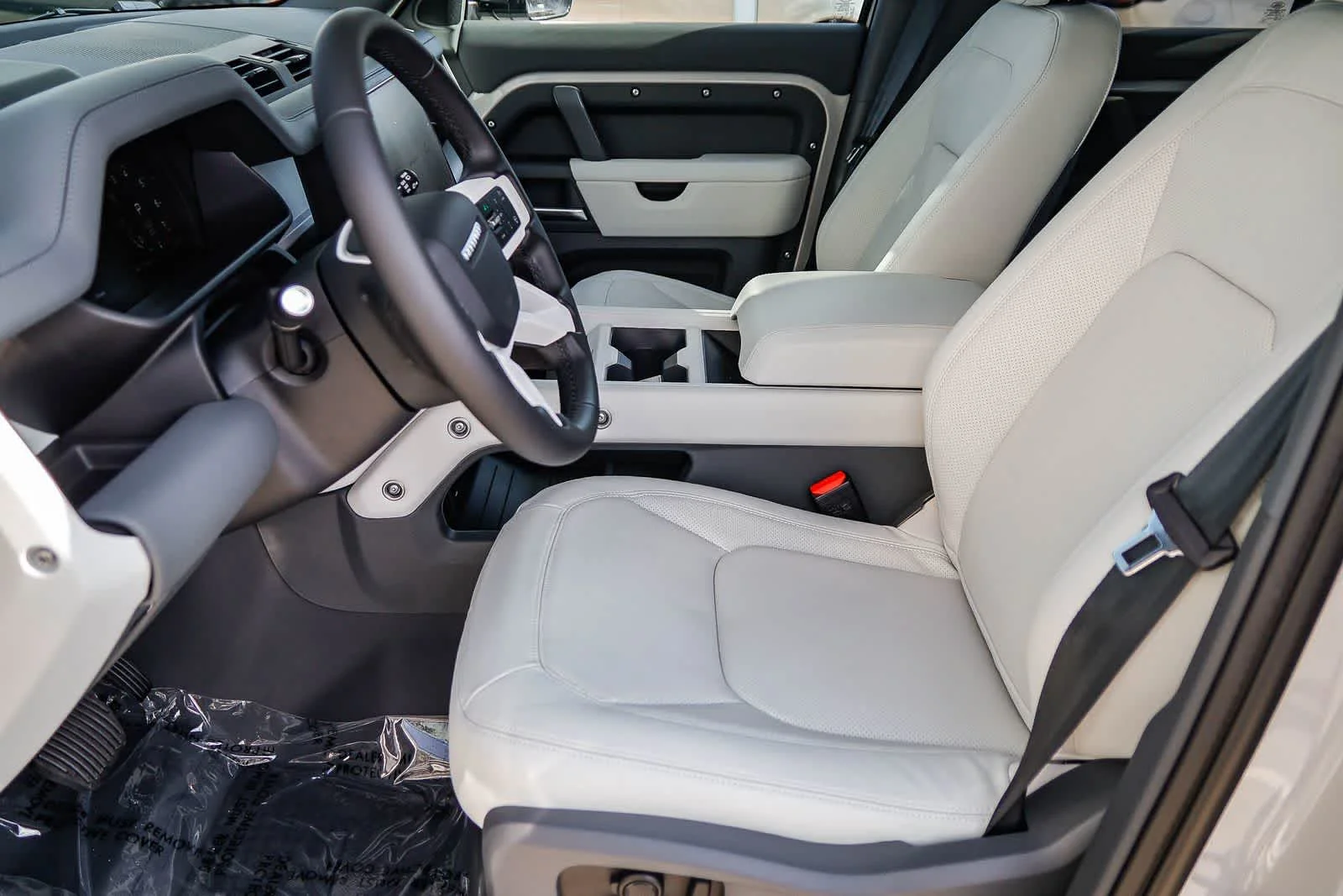 2026 Land Rover Defender X-Dynamic SE - Photo 19