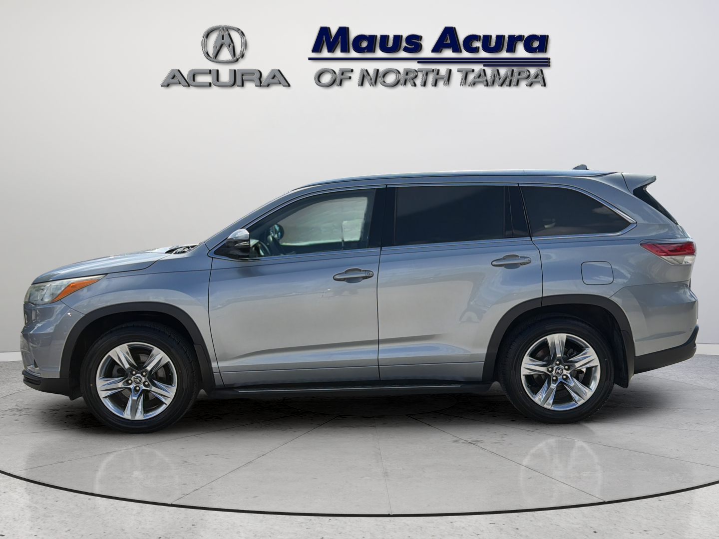 Used 2016 Silver Sky Metallic Toyota Limited Platinum V6 image 6